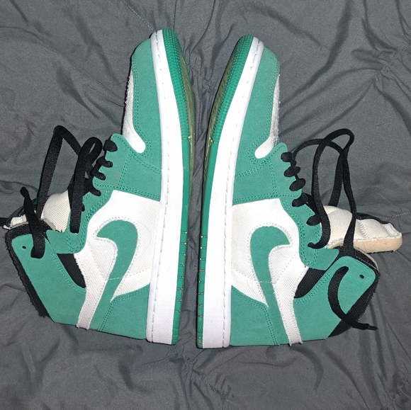 Nike Jordan 1 High Zoom Air CMFT White Daybreak Tropical Twist - Picture 4 of 5